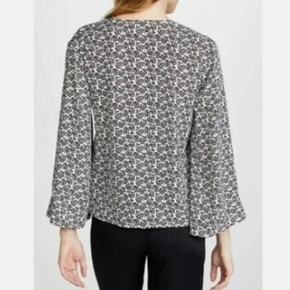 A.L.C. Ray Silk Wrap Blouse – Black & White Boho Floral – Size 4 – NWT - Picture 4 of 9